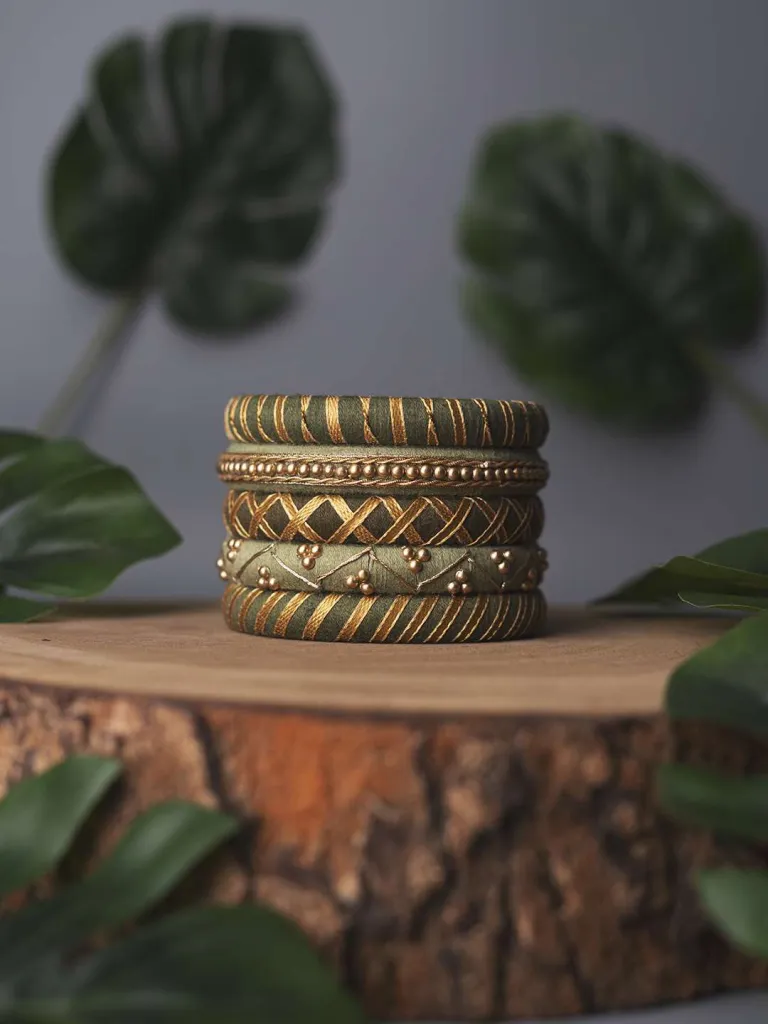 Rashi Handmade Thread Bangles - Soft Green